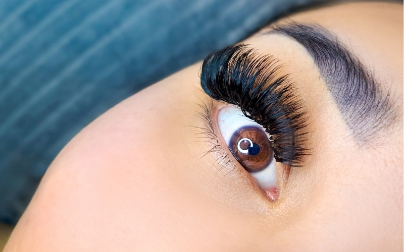Volume Lash Extensions
