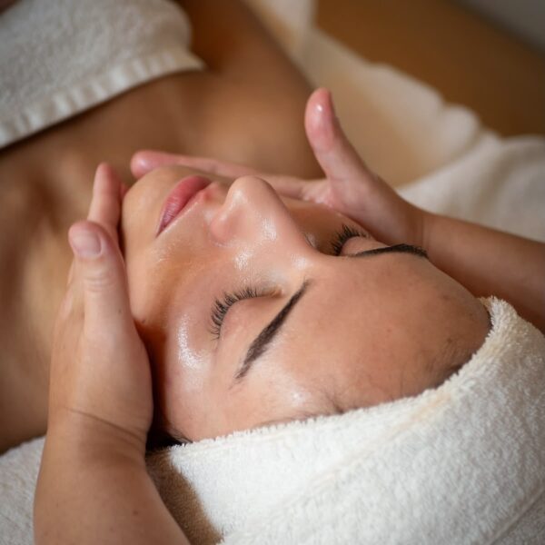 Facial spa treatment