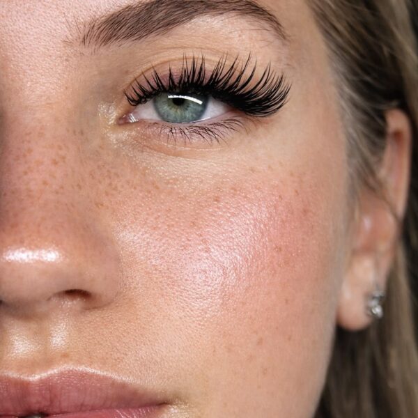 Volume lash extensions