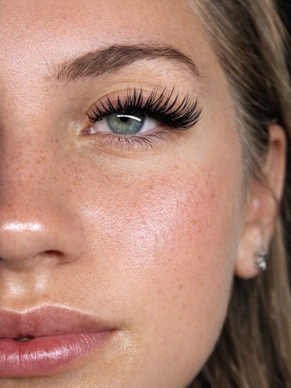 Volume Lash Extensions